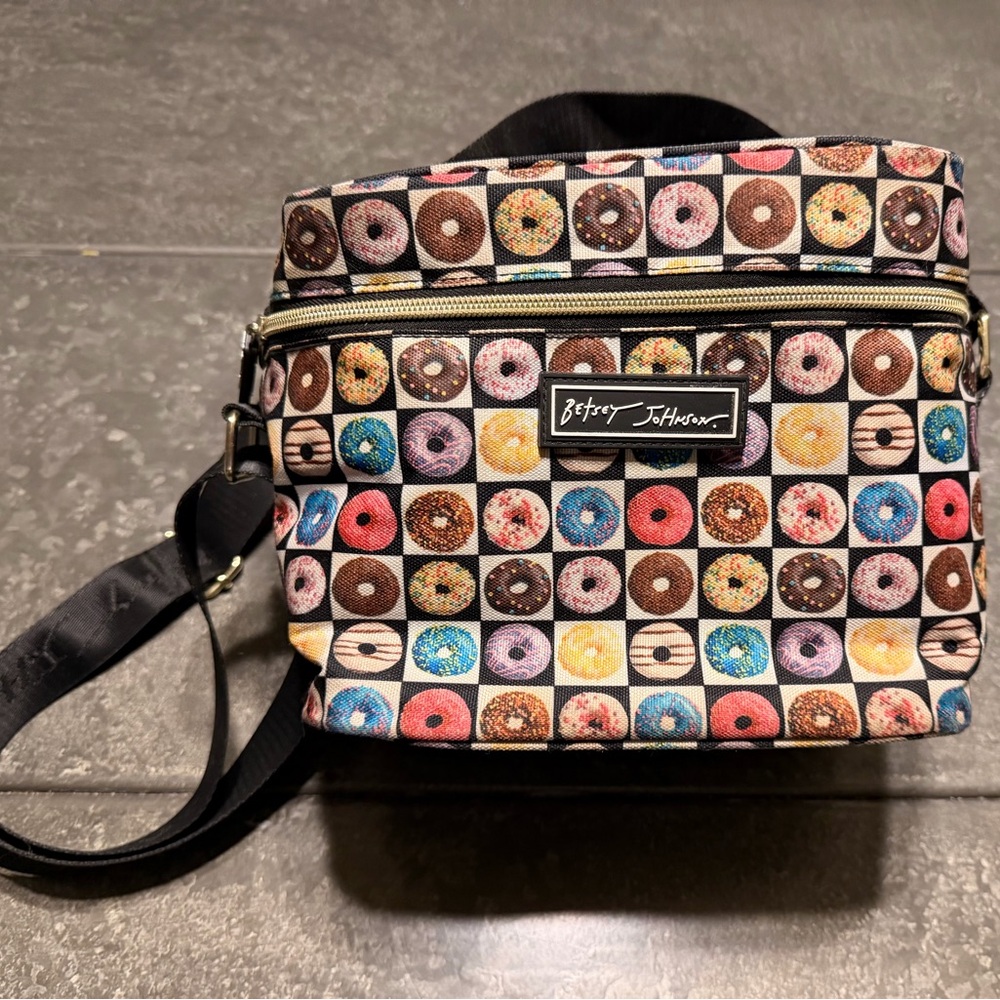 Betsey Johnson Donut Donuts 6 Pack Insulated Lunch Bag Train Case Cooler EUC